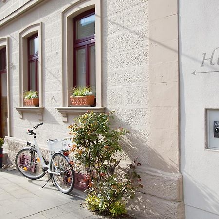Hotel Garni Zum Hirschen Iphofen Exteriör bild