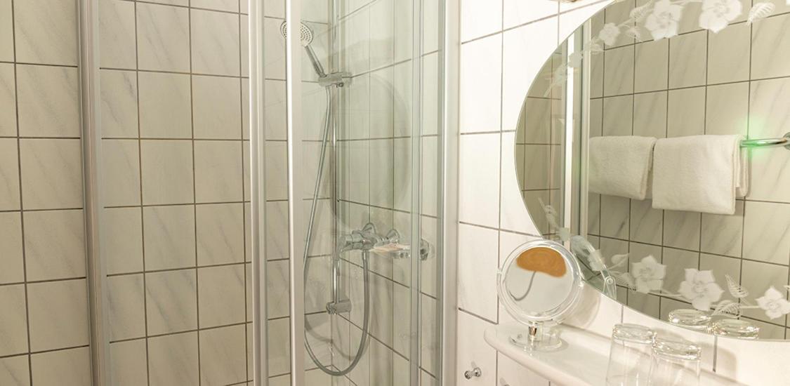 Hotel Garni Zum Hirschen Iphofen Exteriör bild